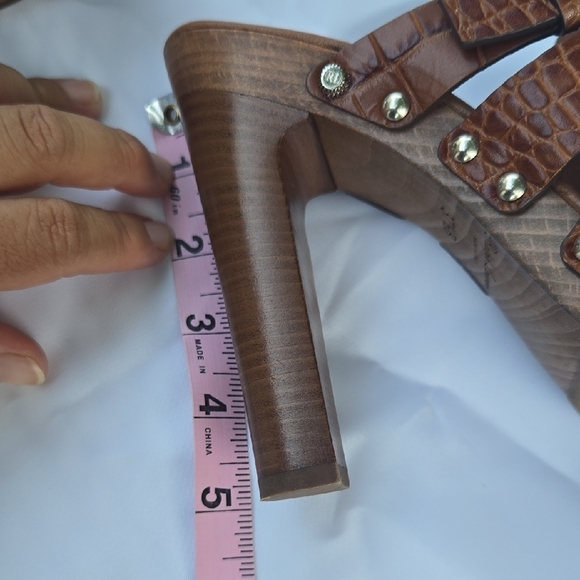 Brown High Heel Sandals - Picture 10 of 10